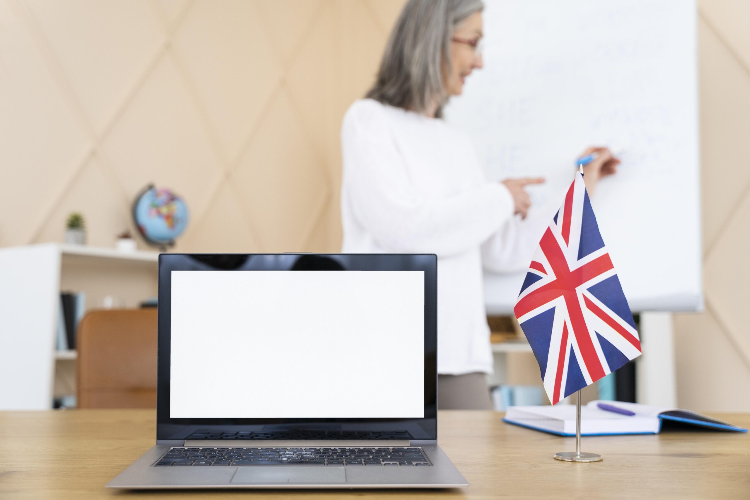 STATISTICS ON ONLINE EDUCATION AND E-LEARNING IN THE UK